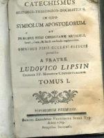 CATECHISMUS HISTORICO THEOLOGICO DOGMATICUS In Quo Symbolum Apostolorum, Et Praecipui Fidei Christianae Articuli, Brevi, Clara Et Facili Methodo Explanantur