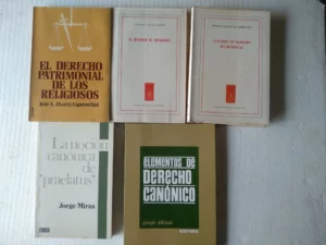 5 libros derecho religioso. DERECHO PATRIMONIAL DE LOS RELIGIOSOS, EL BENEFICIO DE SEPARACION, ESTUDIOS DE DERECHO MATRIMONIAL, LA NOCION CANONICA DE PRAELATUS, ELEMENTOS DE DERECHO CANONICO