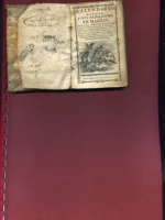 KALENDARIO MANUAL Y GUIA DE FORASTEROS EN MADRID PARA EL AÑO 1775 MDCCLXXV, contiene los nacimientos de los Reies, días que la Corte se viste de gala ,Ministros de los tribunales en estos Reinos y los de las Indias