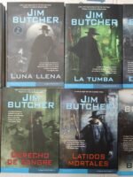 saga Harry Dresden 8 tomos 1 LA TUMBA /2 LUNA LLENA / 3 TORMENTA /4 EL CABALLERO /5 MASCARAS DE MUERTE /6 DERECHO DE SANGRE /7 LATIDOS MORTALES /9 TRONO BLANCO