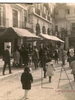 POSTAL FOTOGRAFICA GANDIA 3 los porches en domingo,